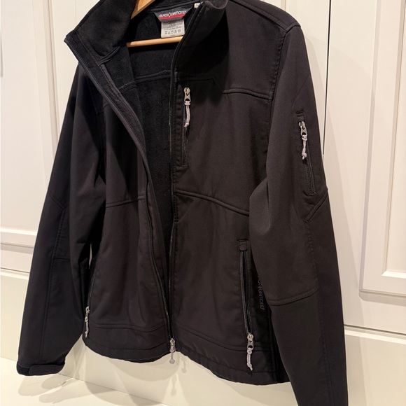 Men's Black Softshell Jacket - Picture 3 of 6